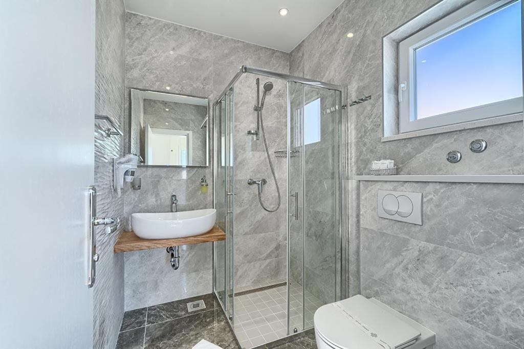 Hotel Trogirski Dvori エクステリア 写真